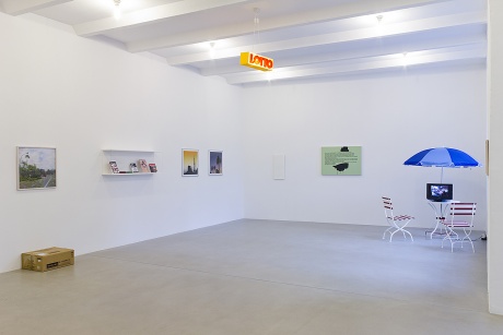 |Daniel Ansorge, Pan, 2010|Patrick Rieve, o. T. (Dummybord), 2010|Glen Rubsamen, Monument Valley Monte Mario & El Refugio, 2010|Ina Weber, Lotto-Lampion, 2010|Rita McBride, Mini Manager (slim), 2007|Johannes Wohnseifer, Spam Painting No. 59, 2010|Eteam, Landcruise I & II, 201