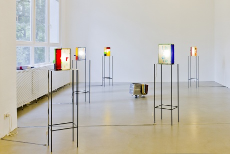 |Ausruhe, 2011|Lassofinte, 2011|Selbstkehre, 2011|Wäschewagen, 2011|Ladehilfe, 2011|Blindrutsche, 2011