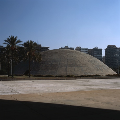 Experimental-Theater, Tripoli, Oscar Niemeyer, Rashid Karami International Fair, 2012 |Inkjetprint auf Hahnemühle Photorag, 35 x 28 cm