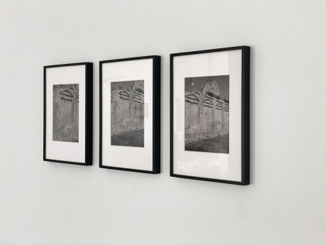 Annette Kisling|Muratura, 2013|Fassadendetails in Pompeji.|Archival pigment print, 34 × 24 cm|Auflage 3 / 2 AP, 1/3