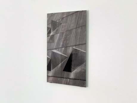 Annette Kisling|Mäusebunker, 2022|Forschungseinrichtung für experimentelle Medizin in Berlin, erbaut 1971 bis 1981 von Gerd Hänska und Kurt Schmersow.|Archival pigment print, 30 × 20 cm|Auflage 3 / 2 AP, 1/3