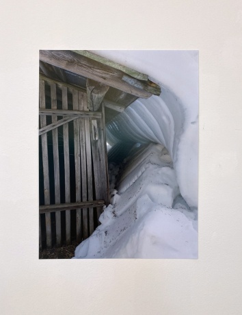Hanne Köster|mitten, 2022|Inkjet print|33,3 × 25 cm|Auflage 5