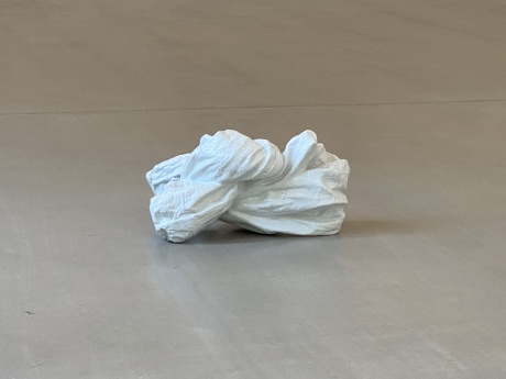 Knoten, 2015|Meissener Porzellan|ca. 25 × 42 × 28 cm