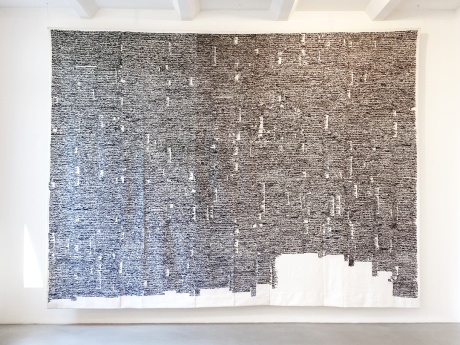 Rauschen #3, 2020|bedruckte Seide auf Wolle gefilzt|367 × 437 cm